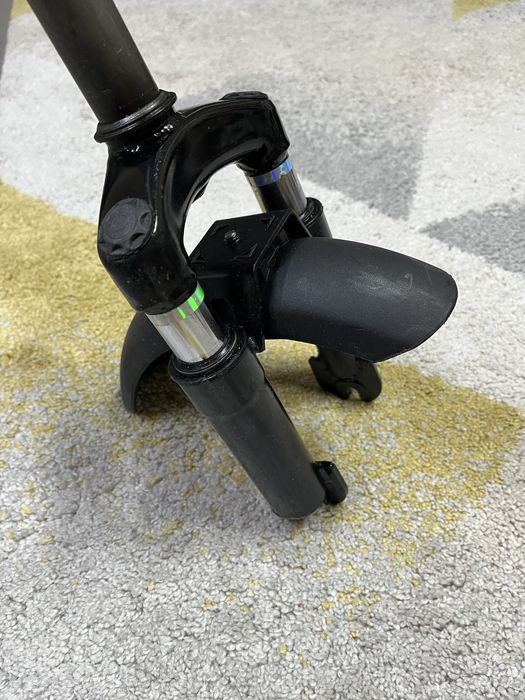 Suspensão trotinete eletrica