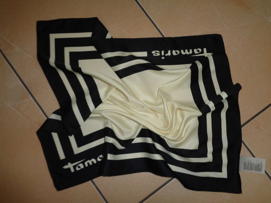Markowa apaszka chusta TAMARIS czarno-biała / kremowa elegancka