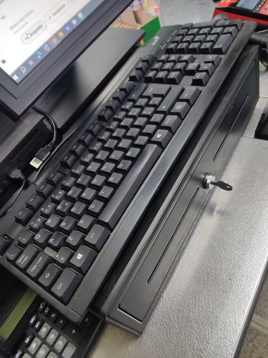 terminal completo caixa registadora computador impressora balcão