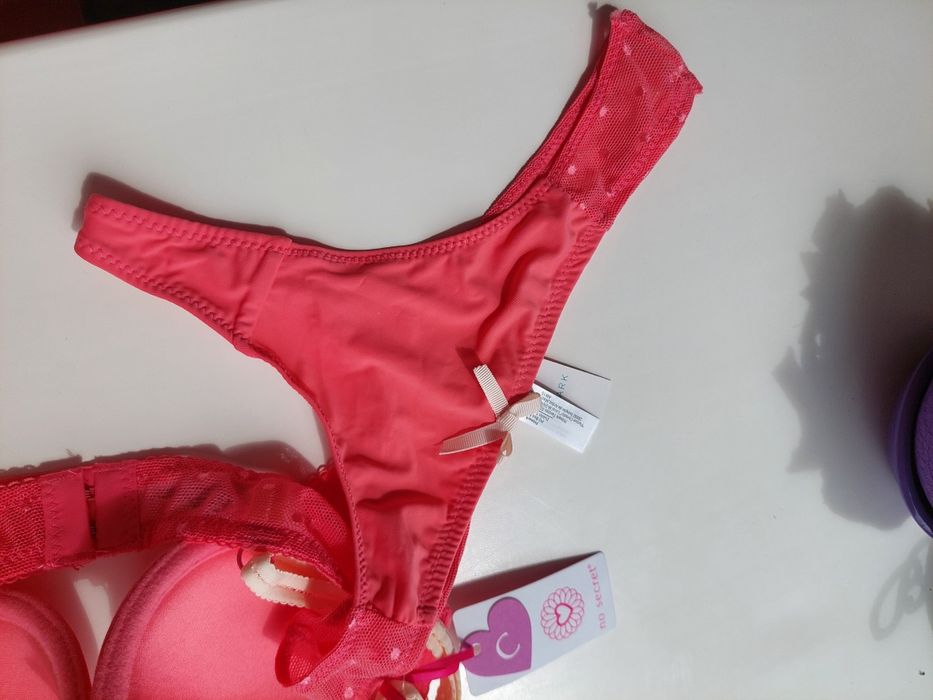 Білизна нижня білизна комплект труси S бюстгалтер PRIMARK