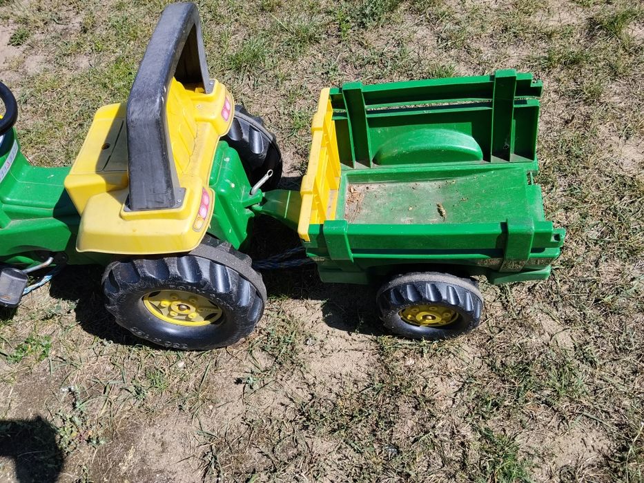 Traktor na pedały