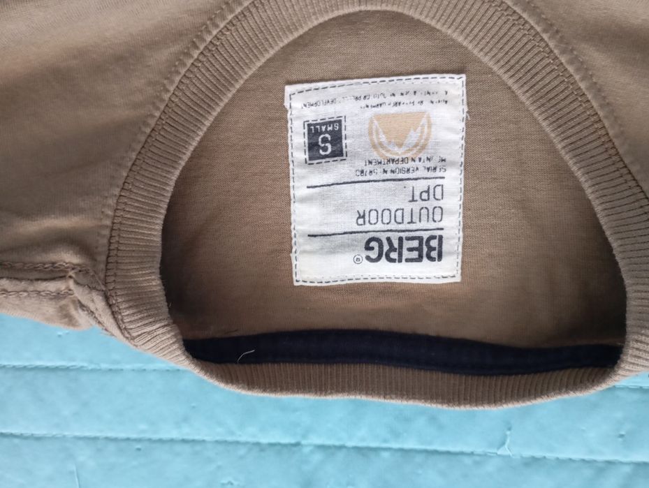 T-shirt Berg tamanho S