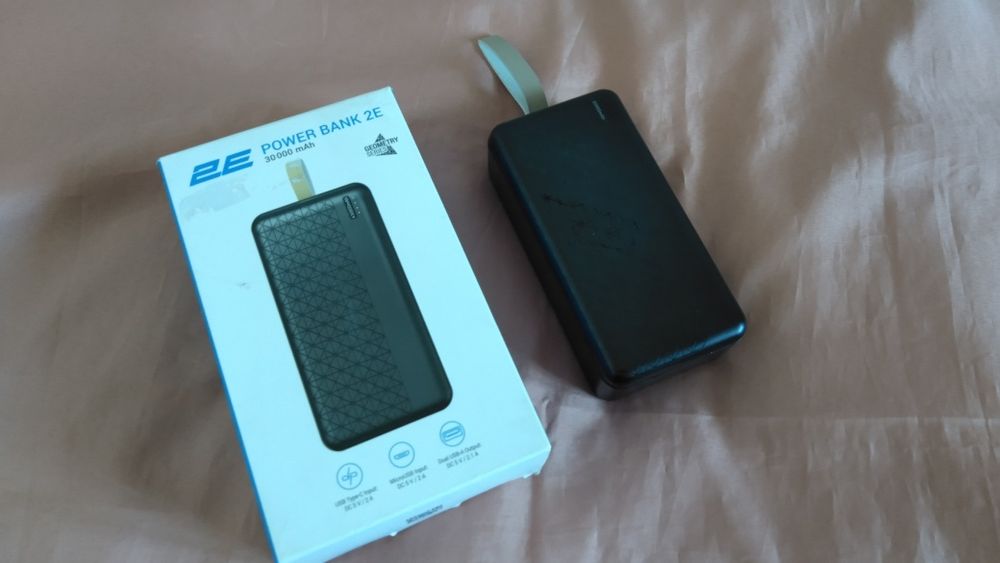 Повербанк 2E 30000 mAh. Портативная батарея. Внешний аккумулятор