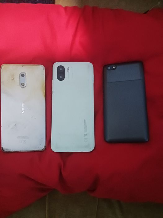 Vendo este telemóvel REDMI usado com o ecrã estalado vendo ou troco