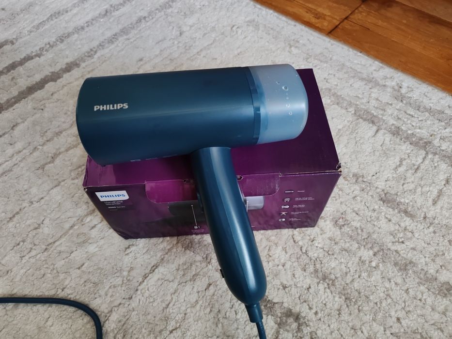 Відпарювач для одягу PHILIPS