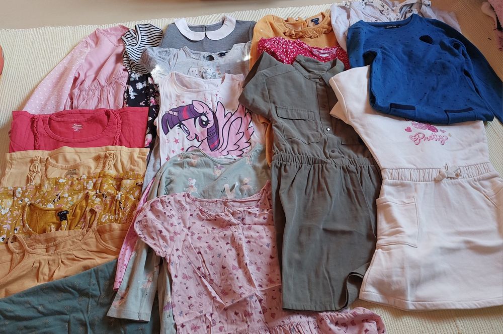 Grande lote roupa menina 6 a 8 anos