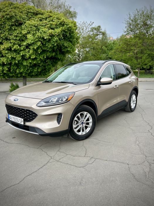 Ford escape SE 2021