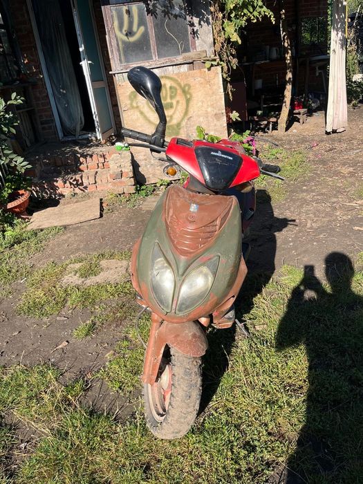 Продам скутер Viper 50