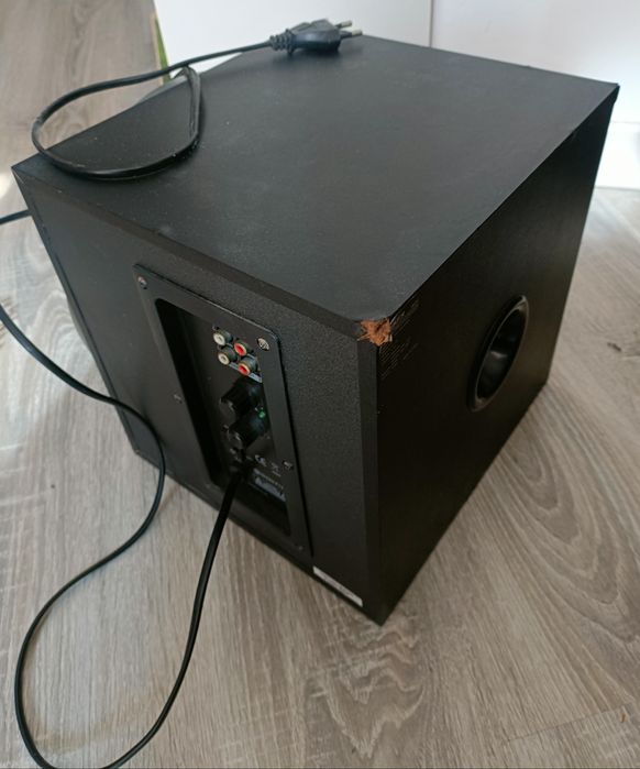 Equipamento: Coluna de som Subwoofer Woxter 6.5