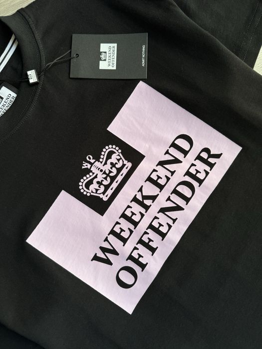 Футболка Weekend Offender