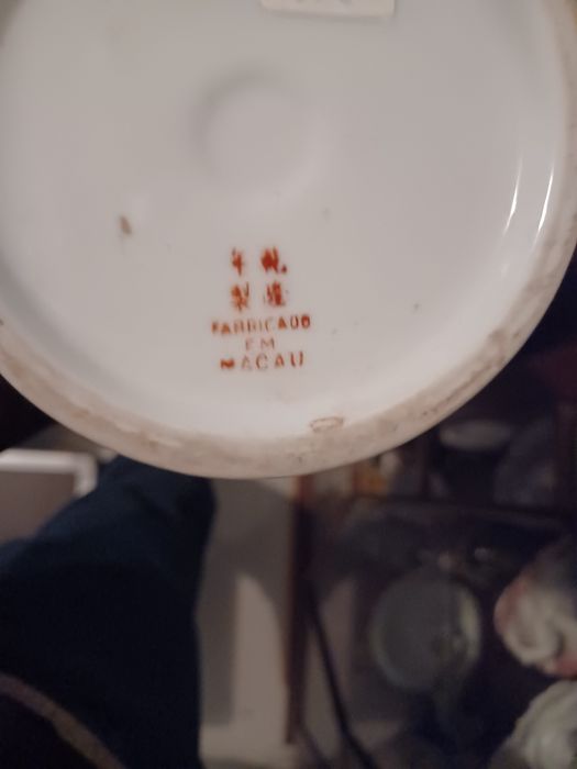 Conjunto em porcelana de macau