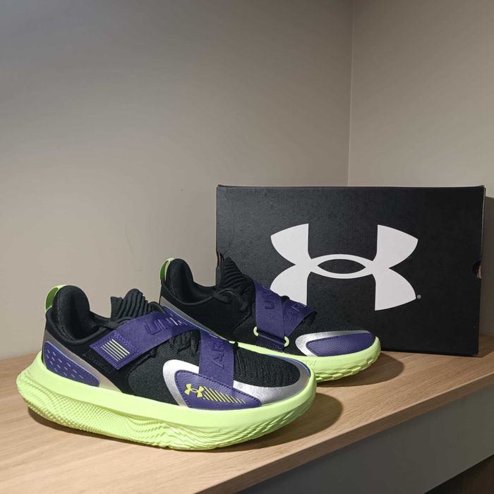 Under Armour Flow Futr X 4 SOS r. 45 (29 cm) Black/Purple