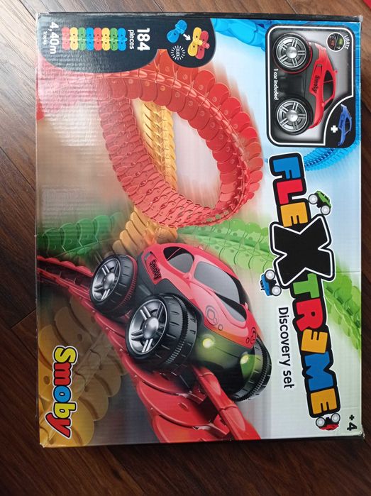 Smoby flextreme tor z autkiem