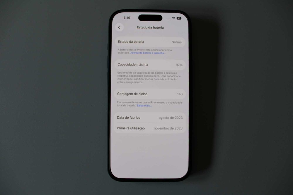 iPhone 15 256GB Preto – Excelente estado – Bateria 97%