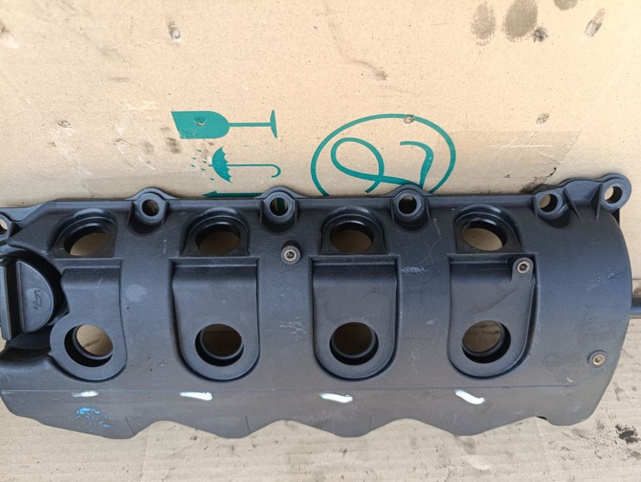 Кришка клапанів 2.2 Nissan X-trail Almera Primera альмера прімера