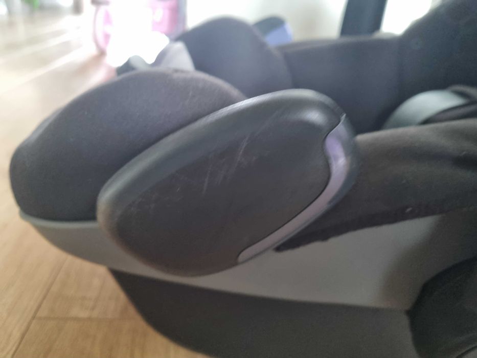 Fotelik Maxi Cosi Pebble