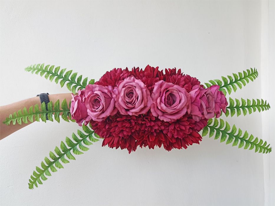 Wiązanka Na Grób Stroik Na Cmentarz Sztuczne Kwiaty Czerwony