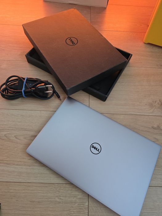 Dell xps 13 P54G  i7