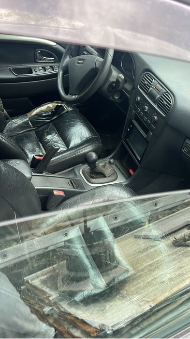 Volvo v40 1900 ano 2003 — photo 3