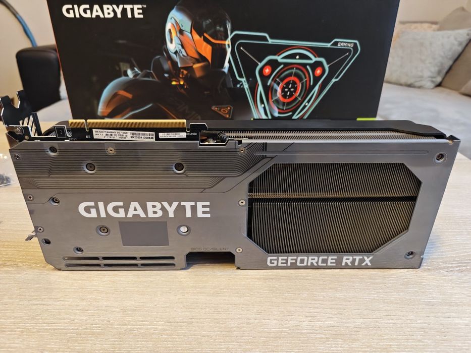 GeForce RTX™ 4070 Ti GAMING OC 12G
