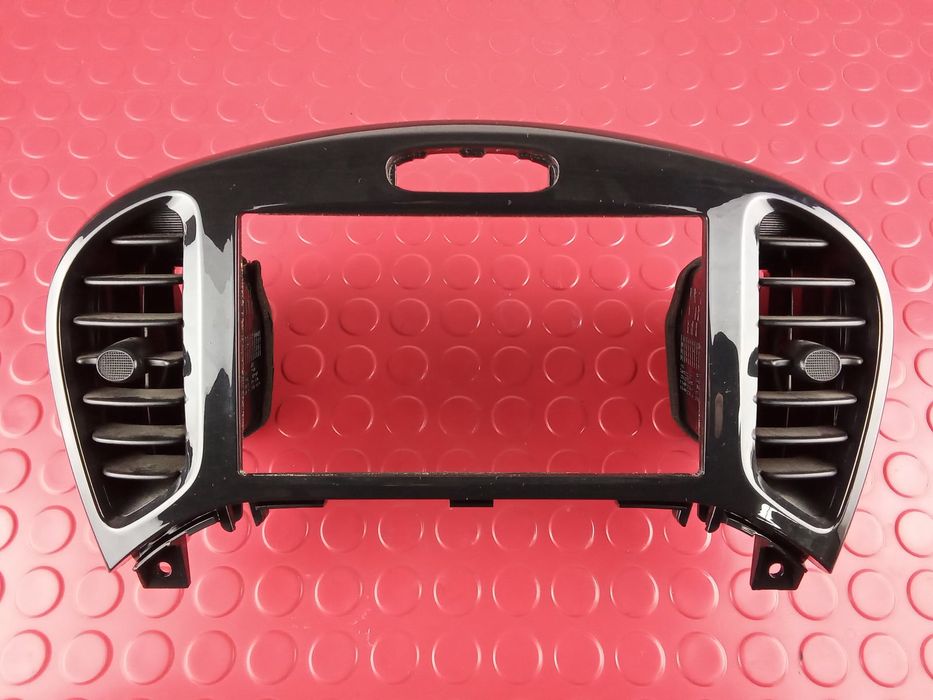 Moldura Radio GPS 682601KE0A - NISSAN JUKE