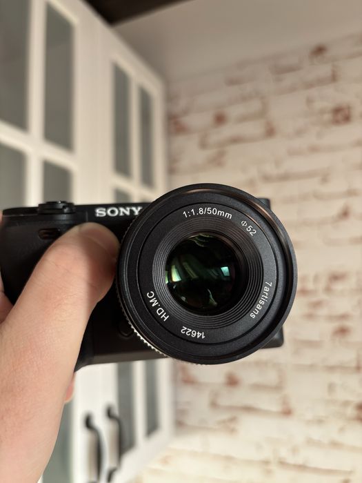 TTArtisan 50mm f/1.8 APS-C