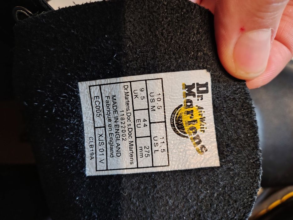 Продам взуття Martens