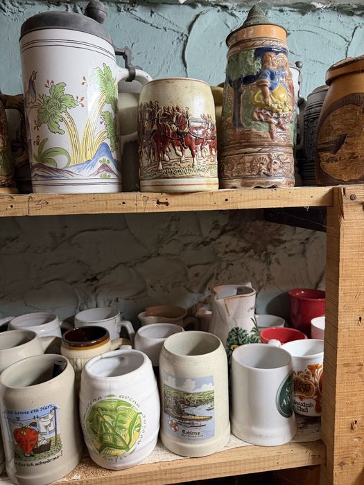 Colecção de Canecas, Cinzeiros, Copos e Chávenas de café