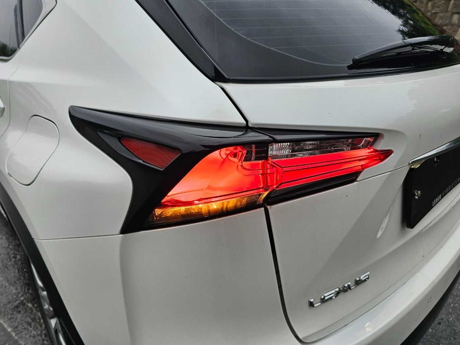 2018 Lexus NX 300h Hybrid