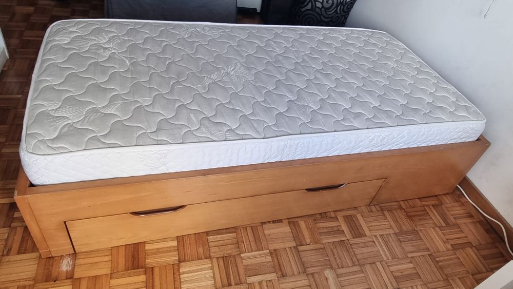 Cama de Solteiro