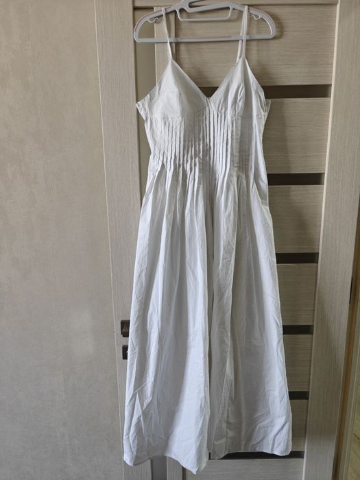 Нова сукня NA-KD 40р.