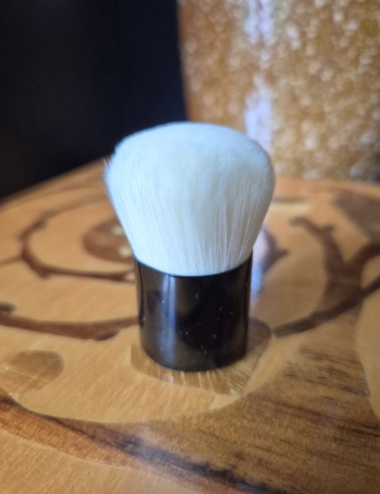 Mały pędzel kabuki Chanel