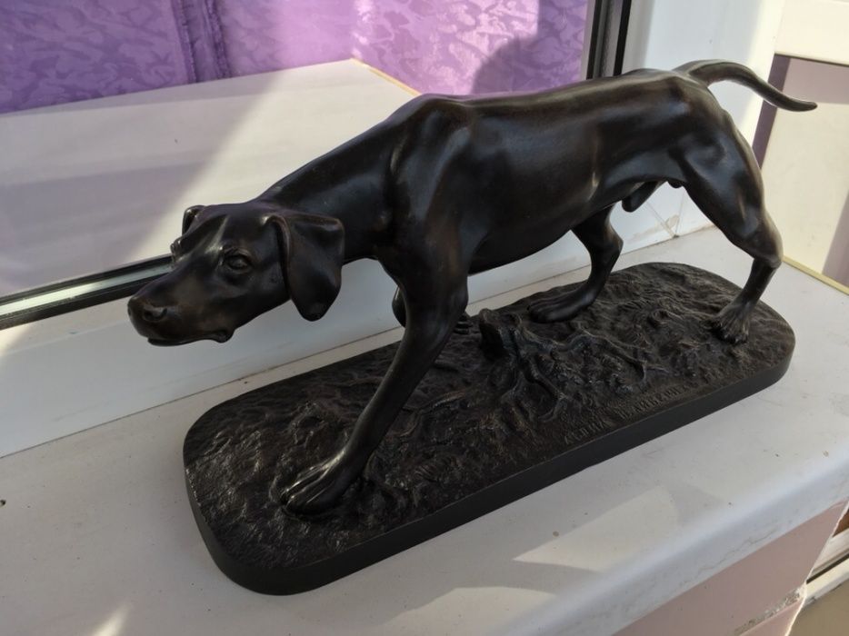 Продам статуэтку Касли