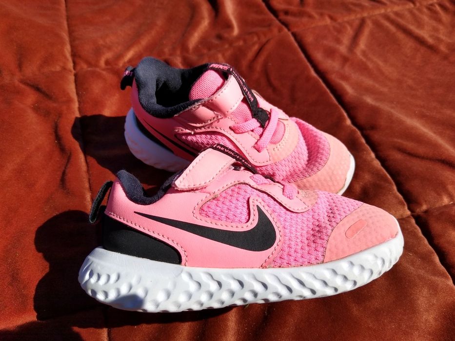 Adidasy buty Nike 25