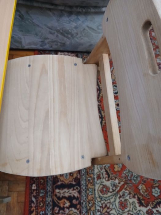 Парта школьная в идеальном состоянии