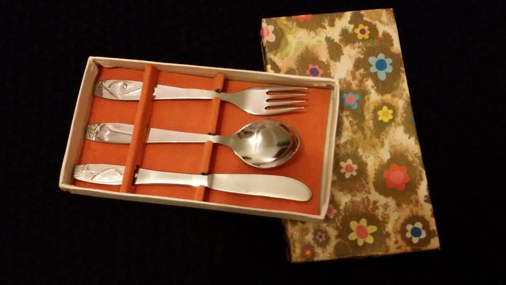 Talheres para criança64170786235011122