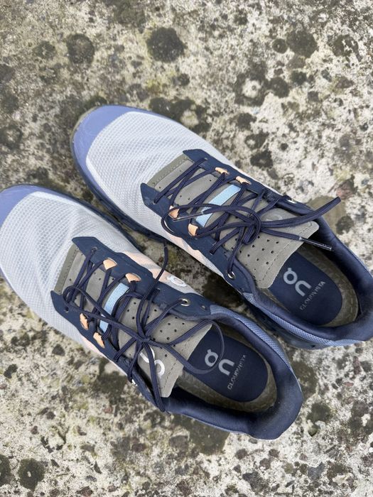 Кросівки On Running 44