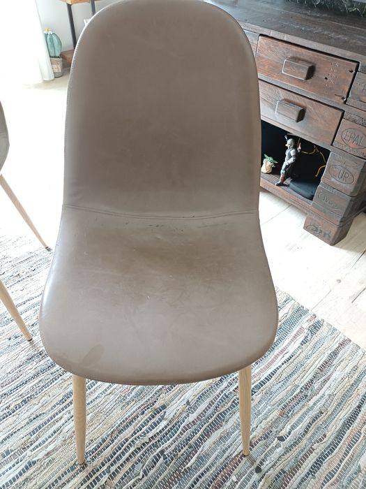 Cadeiras por estofar