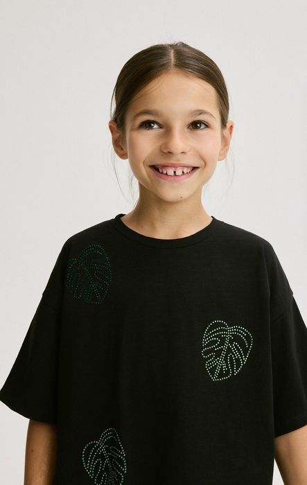 Reserved t-shirt z aplikacją