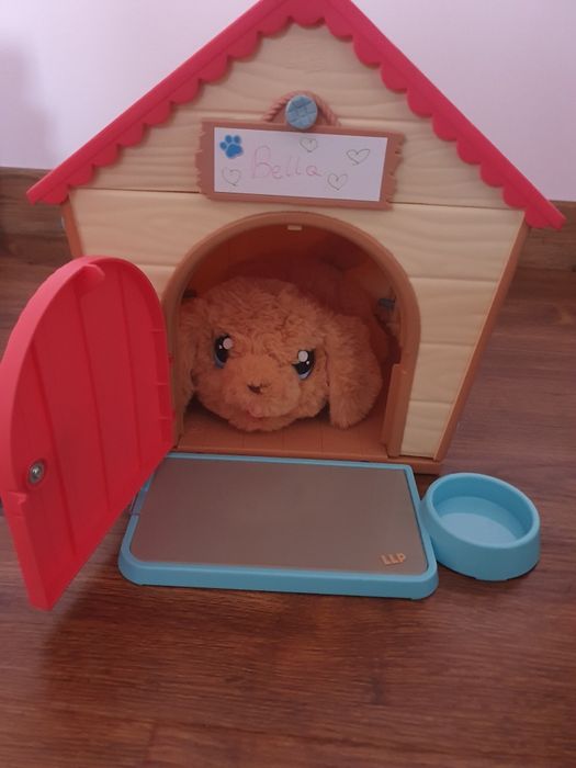 Pies Piesek z domkiem buda. Little Live Pets.