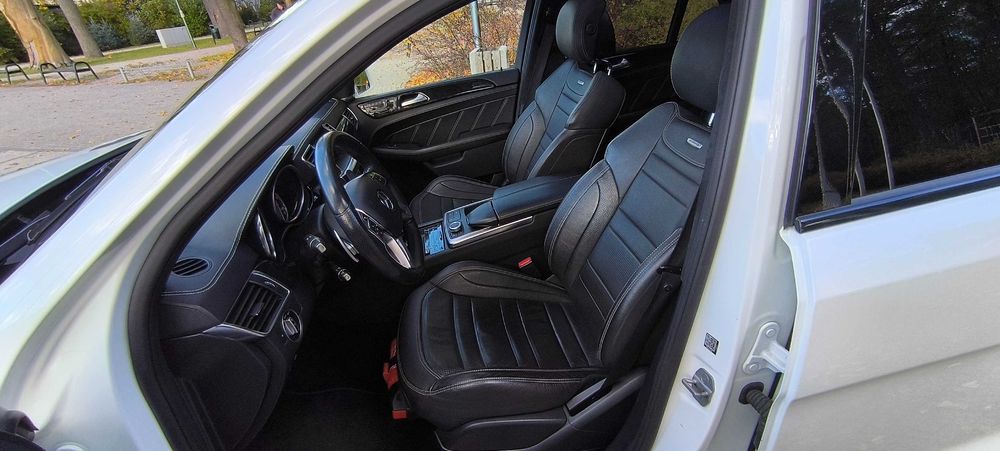 Auto do ślubu i nie tylko Mercedes ML 63 AMG