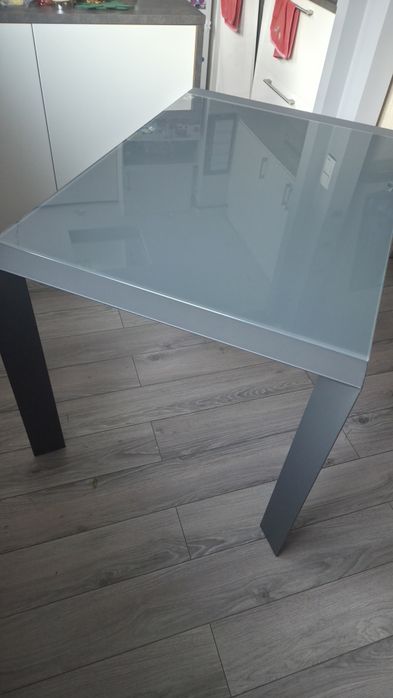 Stół rozkładany stalowo  szklany