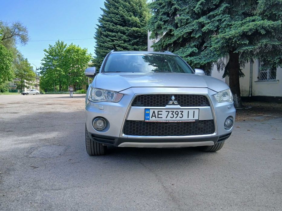 Продам Mitsubishi Outlander