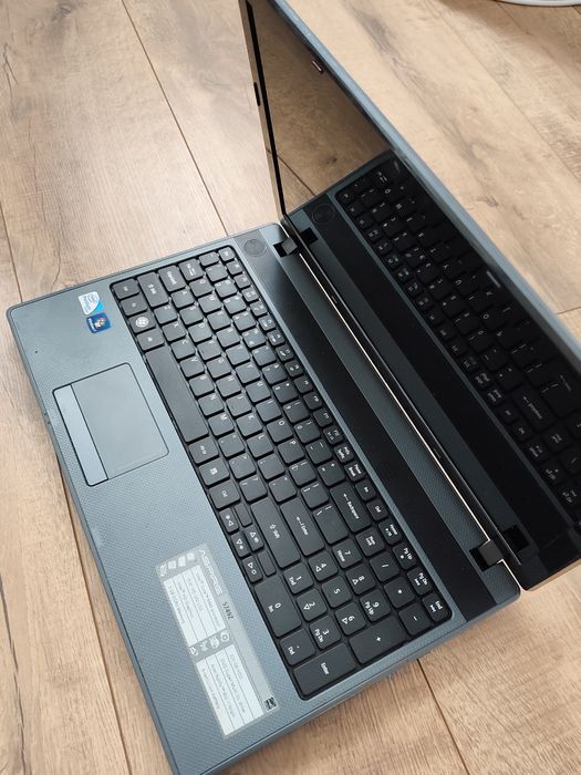 Laptop Acer Aspier 5749Z