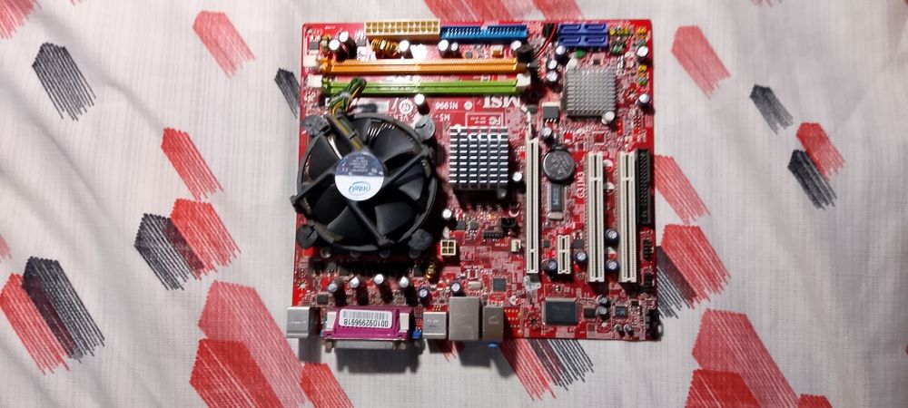 Материнська плата MSI 945GCM7 (MS-7507)