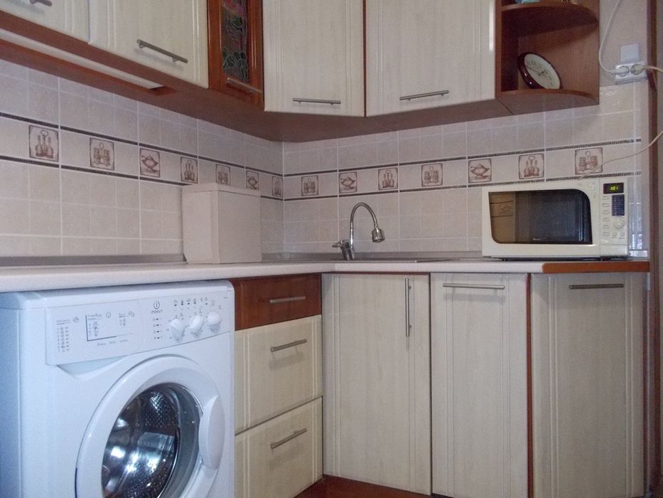 Сдам посуточно 3 кв Печерск Арсенальная 20