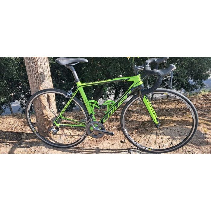 Bicicleta de carbono com ultegra 11v e mavic