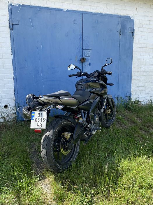 bajaj pulsar ns 200