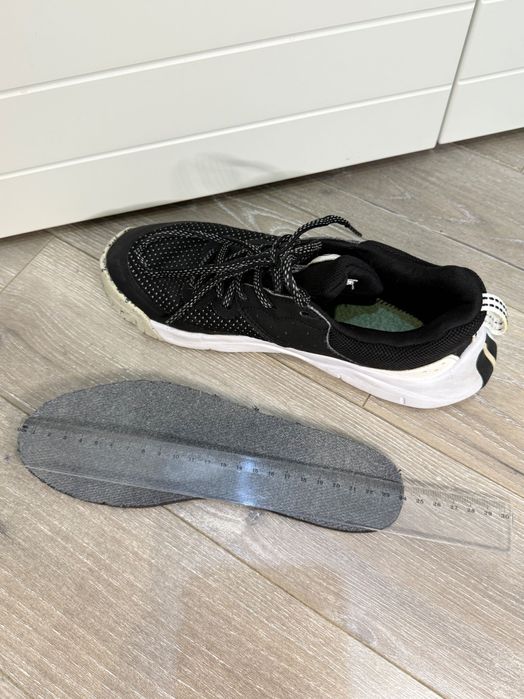 Кросівки Decathlon 37 р