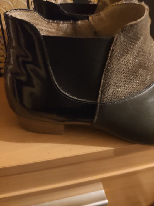 Botki granatowe ze skóry nat. 39